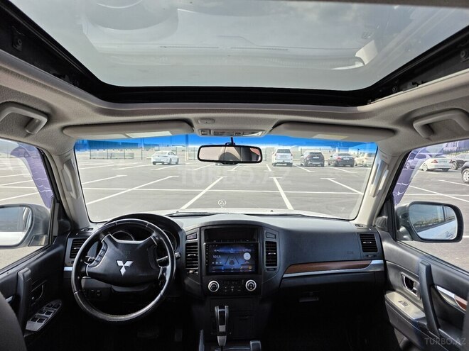 Mitsubishi Pajero 2008, 220,000 km - 3.0 l - Bakı