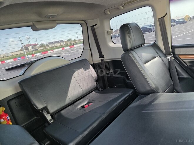 Mitsubishi Pajero 2008, 220,000 km - 3.0 l - Bakı