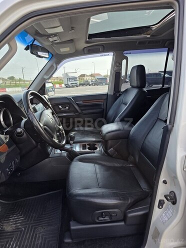 Mitsubishi Pajero 2008, 220,000 km - 3.0 l - Bakı