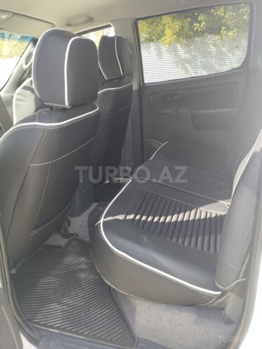 Toyota Hilux 2013, 226,000 km - 3.0 l - Naxçıvan