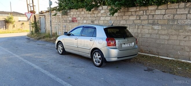 Toyota Corolla 2005, 284,860 km - 1.4 l - Bakı