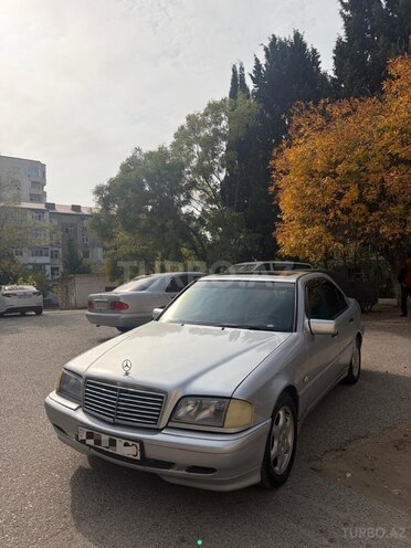Mercedes C 240 2000, 470,000 km - 2.4 l - Sumqayıt