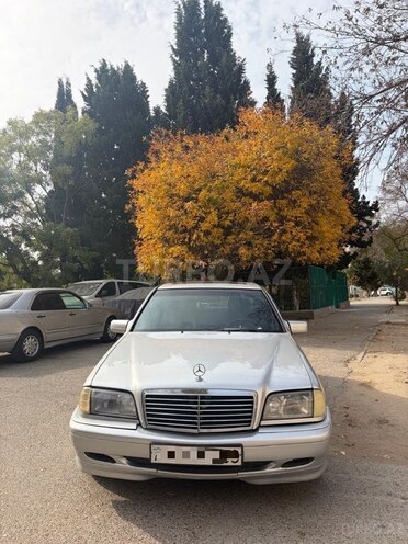 Mercedes C 240 2000, 470,000 km - 2.4 l - Sumqayıt