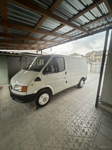 Ford Transit 2000, 365,222 km - 2.5 л - Quba