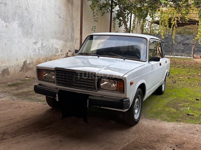 LADA (VAZ) 2107 2002, 193,000 km - 1.6 l - Sabirabad