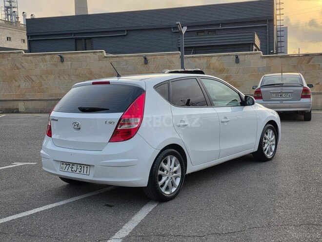 Hyundai i30 2008, 198,122 km - 1.4 л - Bakı