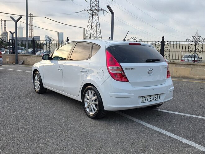 Hyundai i30 2008, 198,122 km - 1.4 л - Bakı
