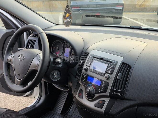 Hyundai i30 2008, 198,122 km - 1.4 л - Bakı
