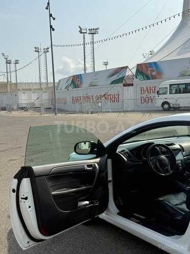 Kia Cerato Koup 2011, 280,000 km - 2.0 l - Bakı