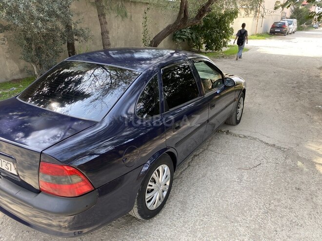 Opel Vectra 1995, 321,000 km - 1.8 l - Bakı