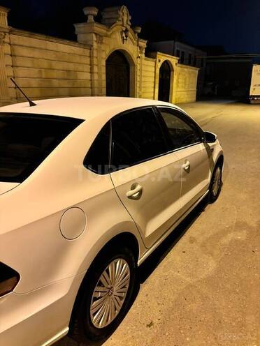 Volkswagen Polo 2019, 115,000 km - 1.6 l - Bakı