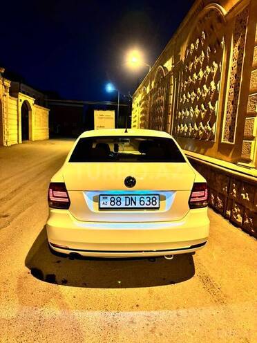 Volkswagen Polo 2019, 115,000 km - 1.6 l - Bakı