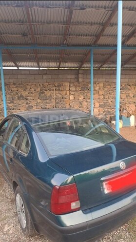 Volkswagen Passat 1996, 251,000 km - 1.8 l - Naxçıvan