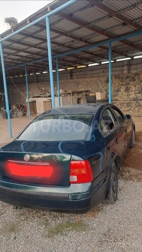 Volkswagen Passat 1996, 251,000 km - 1.8 l - Naxçıvan