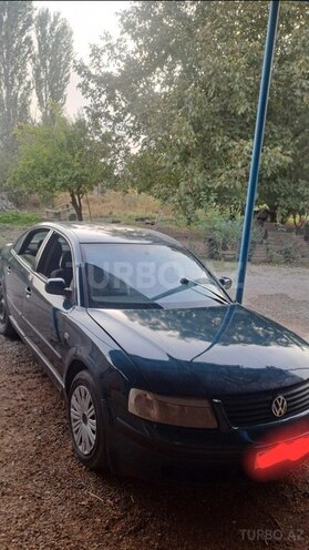 Volkswagen Passat 1996, 251,000 km - 1.8 l - Naxçıvan