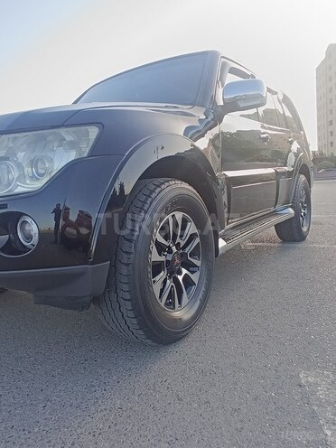 Mitsubishi Pajero 2007, 270,000 km - 3.0 l - Bakı