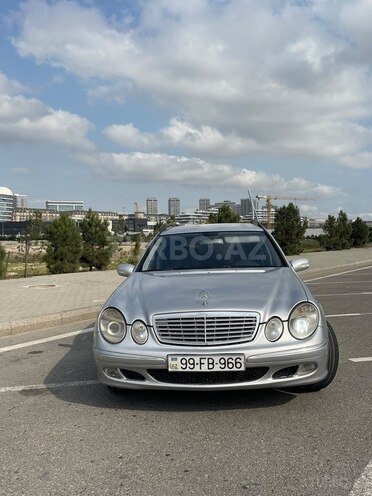 Mercedes E 220 2004, 700,000 km - 2.2 л - Bakı