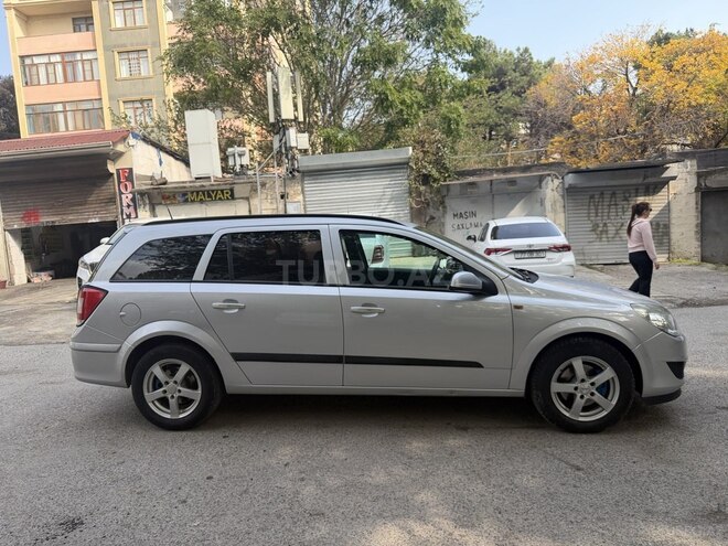 Opel Astra 2009, 300,000 km - 1.4 l - Bakı