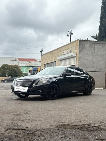 Mercedes E 220 2009, 347,242 km - 2.1 л - Biləsuvar