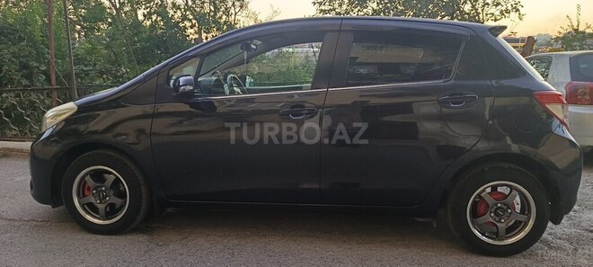 Toyota Vitz 2012, 72,000 km - 1.3 l - Bakı