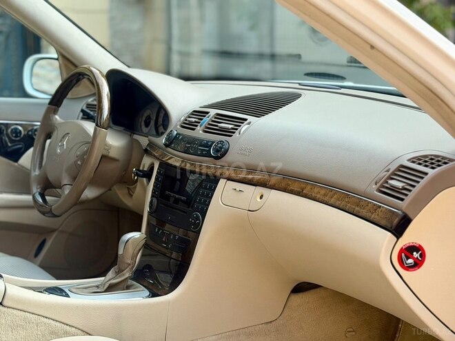 Mercedes E 240 2004, 212,000 km - 2.6 l - Bakı