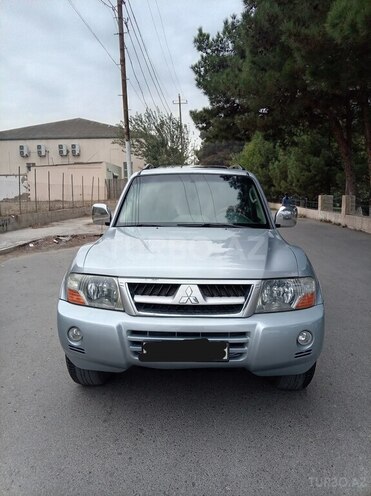 Mitsubishi Pajero 2006, 323,300 km - 3.8 l - Xırdalan