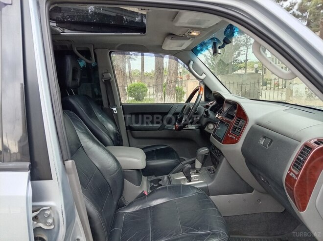 Mitsubishi Pajero 2006, 323,300 km - 3.8 l - Xırdalan