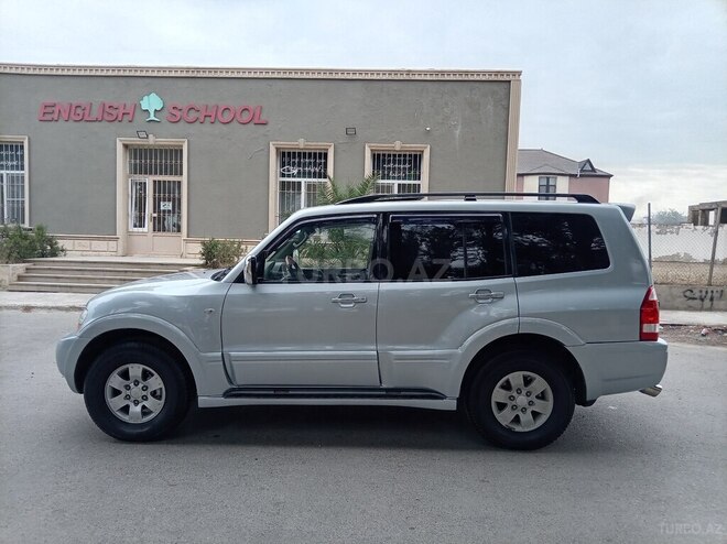 Mitsubishi Pajero 2006, 323,300 km - 3.8 l - Xırdalan