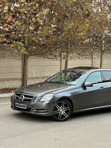 Mercedes E 220 2013, 255,000 km - 2.1 l - Bakı