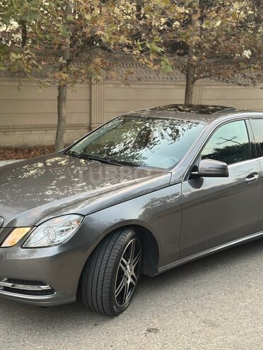 Mercedes E 220 2013, 255,000 km - 2.1 l - Bakı