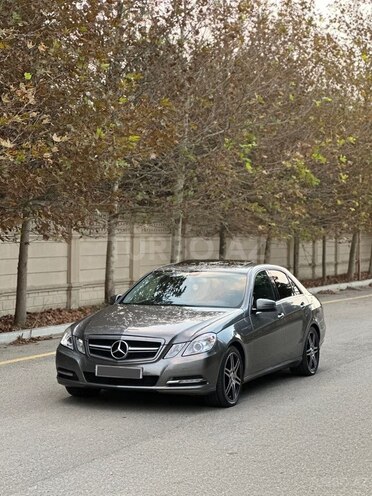 Mercedes E 220 2013, 255,000 km - 2.1 l - Bakı