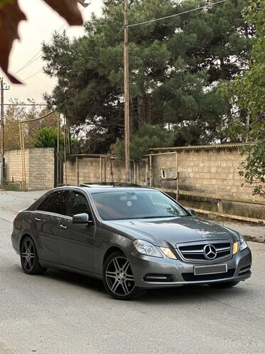 Mercedes E 220 2013, 255,000 km - 2.1 l - Bakı