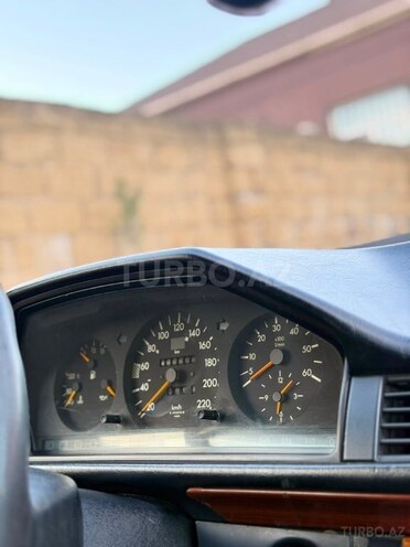 Mercedes E 300 1993, 320,000 km - 3.0 л - Bakı