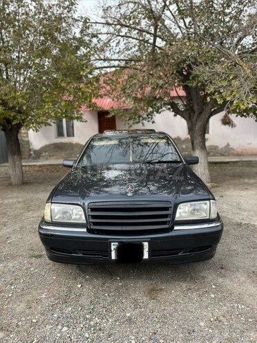 Mercedes C 240 1998, 514,000 km - 2.4 l - Beyləqan