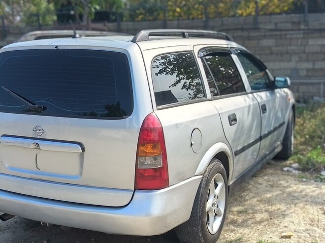 Opel Astra 1998, 335,000 km - 2.0 l - Bakı