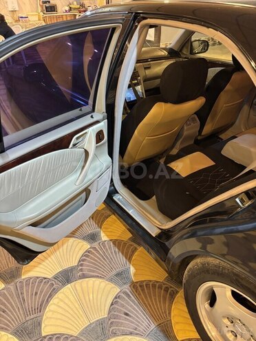 Mercedes E 240 1999, 350,000 km - 2.4 л - Şəmkir