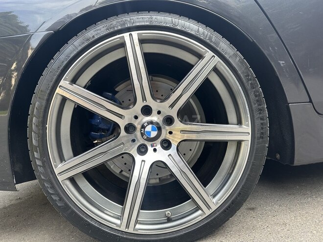 BMW 528 2014, 175,000 km - 2.0 л - Bakı