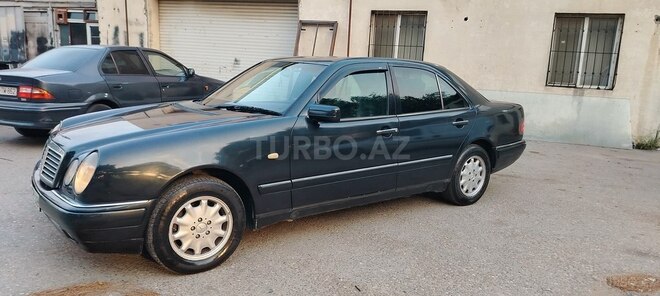 Mercedes E 200 1998, 425,000 km - 2.0 l - Bakı