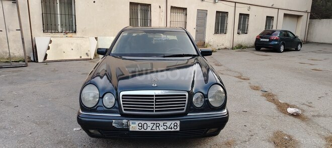 Mercedes E 200 1998, 425,000 km - 2.0 l - Bakı