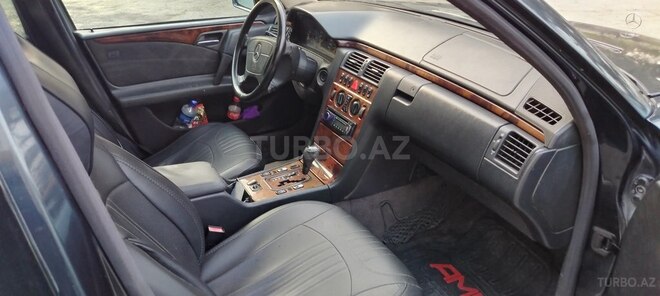 Mercedes E 200 1998, 425,000 km - 2.0 l - Bakı