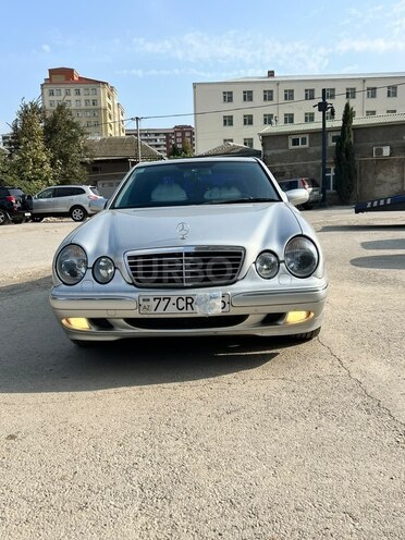 Mercedes E 220 1999, 250,000 km - 2.2 l - Bakı