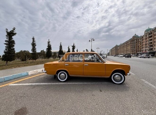 LADA (VAZ) 2101 1984, 23,000 km - 1.3 l - Bakı
