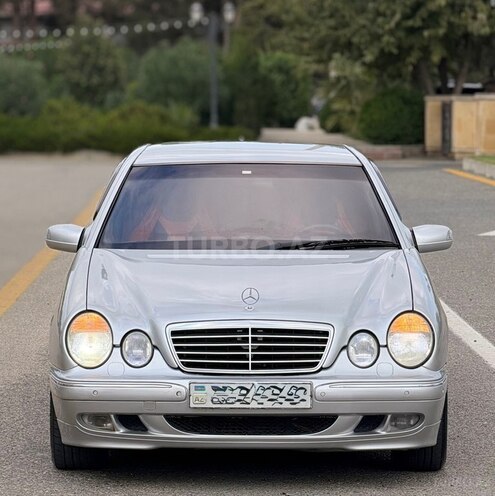 Mercedes E 220 2000, 458,000 km - 2.2 l - Bakı
