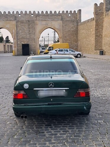 Mercedes 200 E 1995, 326,000 km - 2.0 l - Bakı