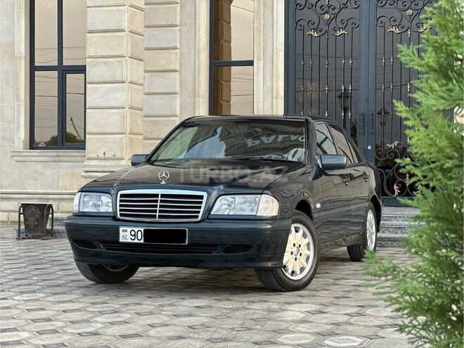 Mercedes C 180 2000, 220,000 km - 1.8 л - Saatlı