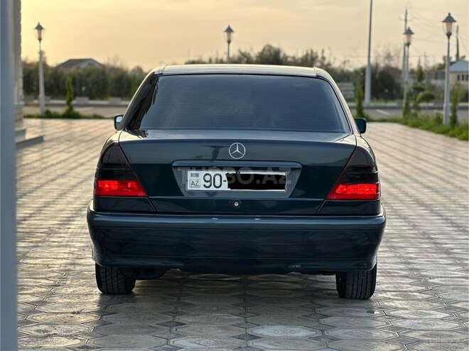 Mercedes C 180 2000, 220,000 km - 1.8 л - Saatlı
