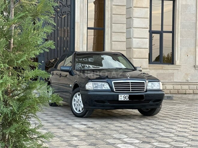 Mercedes C 180 2000, 220,000 km - 1.8 л - Saatlı