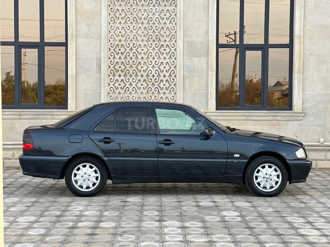 Mercedes C 180 2000, 220,000 km - 1.8 л - Saatlı
