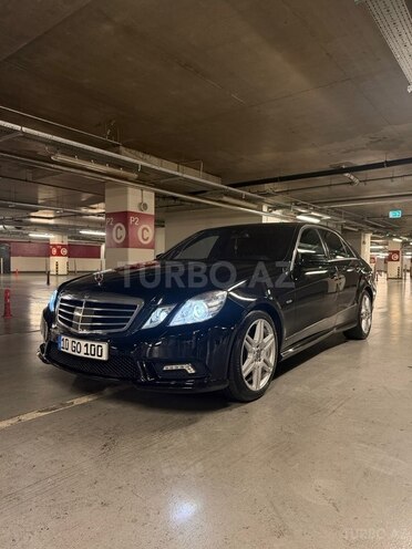 Mercedes E 350 2010, 318,000 km - 3.5 l - Bakı