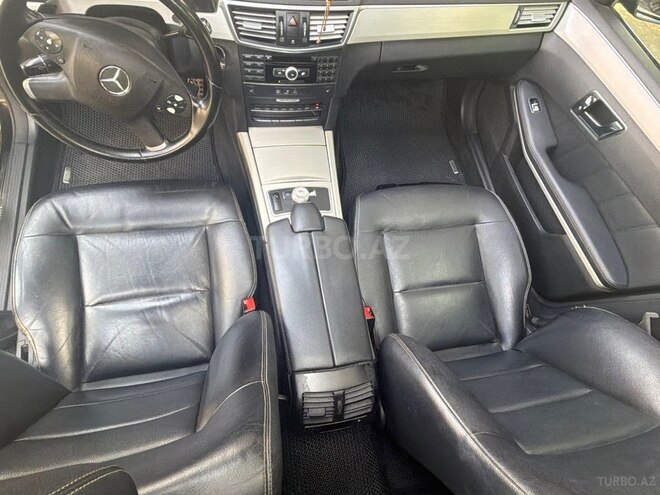 Mercedes E 350 2010, 318,000 km - 3.5 l - Bakı